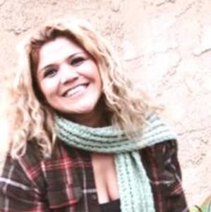 Meet your Posher, Iris